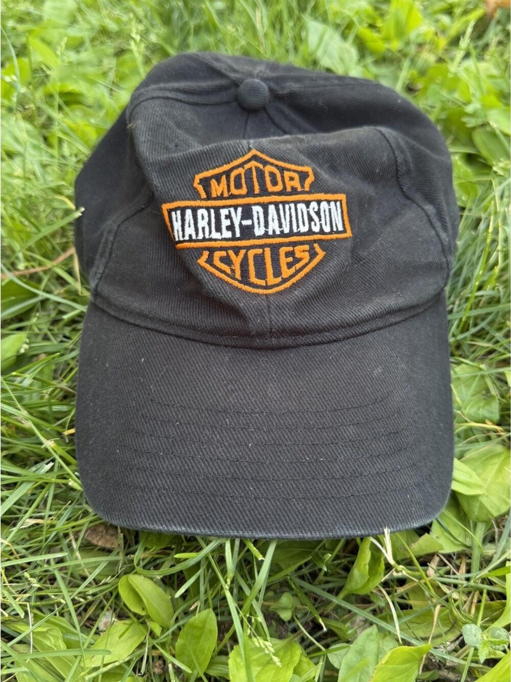 Harley Davidson Motor Cycles Black Strapback Hat Cap Embroidered Logo OSFA